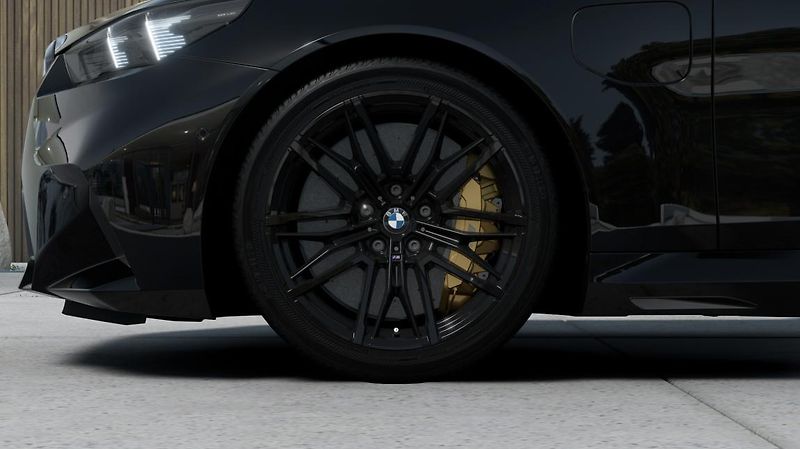 BMW M5 - fotka 8 z 14