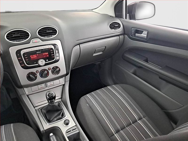 Ford Focus (2009) 1.4 16V, po STK - fotka 8 z 15