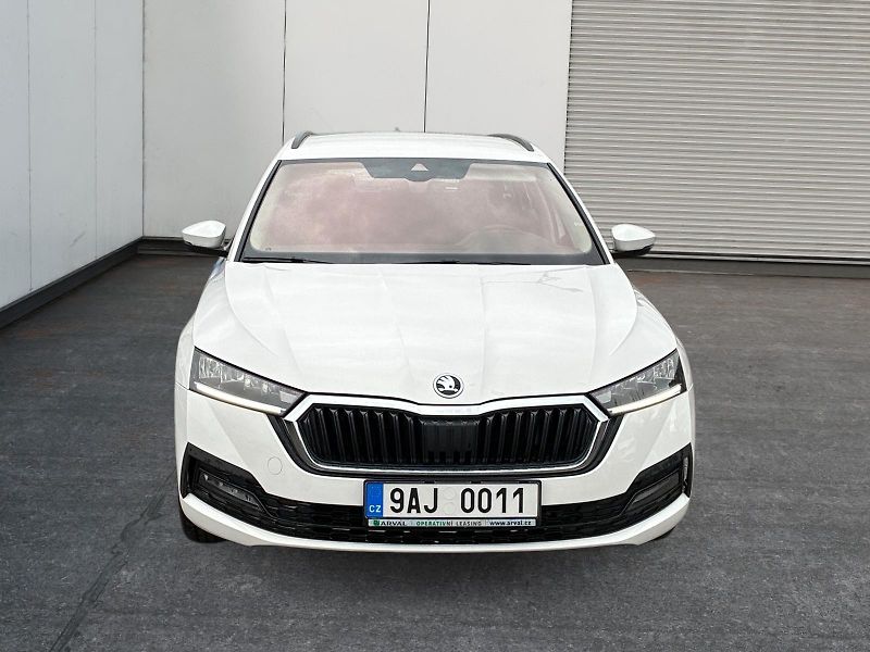 Škoda Octavia (2022) AMBITION 2.0TDI 85kW CZ DPH - fotka 2 z 11