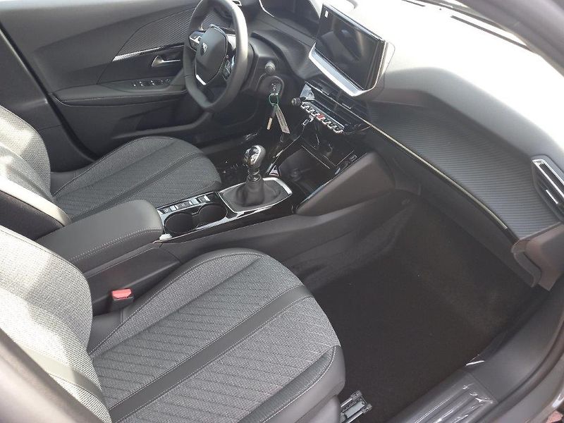 Peugeot 2008 (2026) ALLURE Turbo 100 MAN6    - fotka 9 z 35