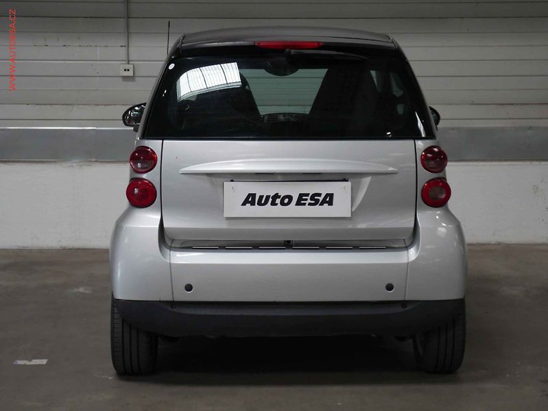Smart Fortwo (2008) 1.0i Coupe, AT, panorama, AC - fotka 5 z 14