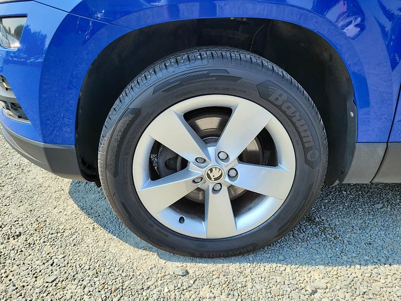 Škoda Karoq 2.0 TDi 110kW DSG 4x4 STYLE - fotka 35 z 48