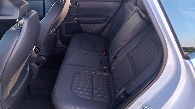 Kia Seltos 1,6 T-GDi 4x2 X-LINE 7DCT - fotka 11 z 12
