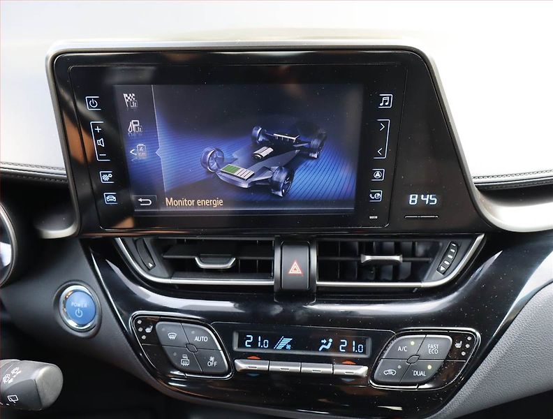 Toyota C-HR (2018) 1.8 Hybrid, Automat, Navi - fotka 20 z 24