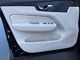 Volvo XC60 (2026) PLUS B5, 360°, Harman, Matrix - náhled 7