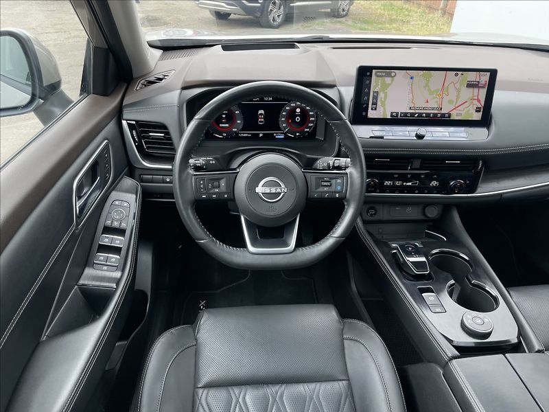 Nissan X-Trail 1,5 e-POWER e-FORCE AWD TEKNA+ - fotka 7 z 24