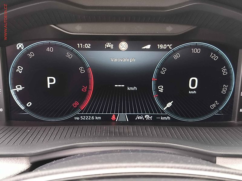 Škoda Kamiq (2024) 1.0TSi, 1.maj,ČR, DSG, LED - fotka 22 z 29