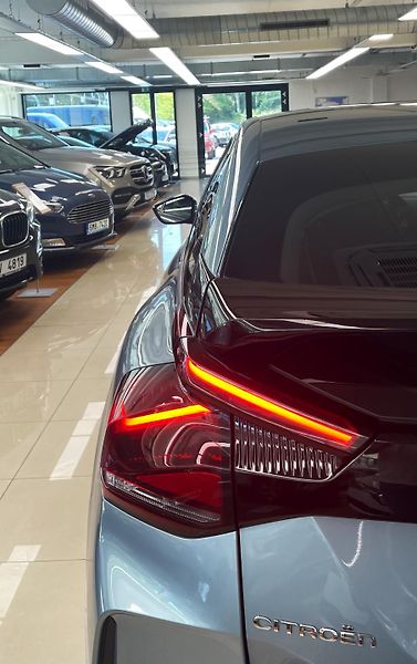 Citroën C4 1.2 PT, 96 kW, FEEL, ČR, 1.MAJ - fotka 23 z 27