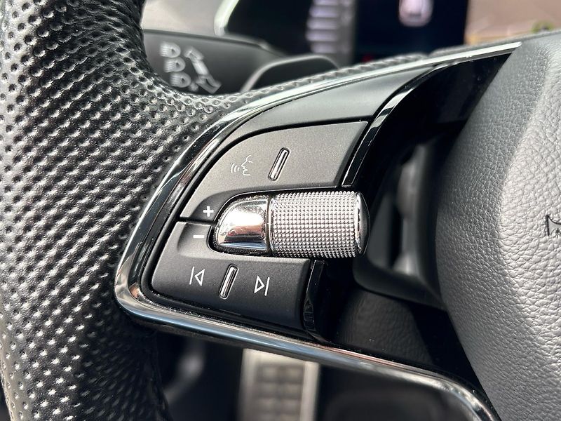 Škoda Octavia (2024) 1.5 TSI DSG 110kW Sportline  - fotka 16 z 25