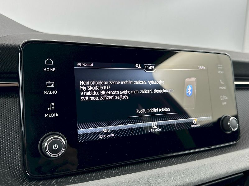 Škoda Scala (2025) 1.0TSI 85kW Top Selection - fotka 15 z 31