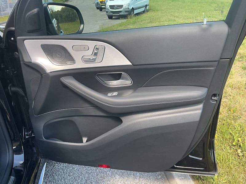 Mercedes-Benz GLE 450 d 4MATIC - fotka 15 z 25