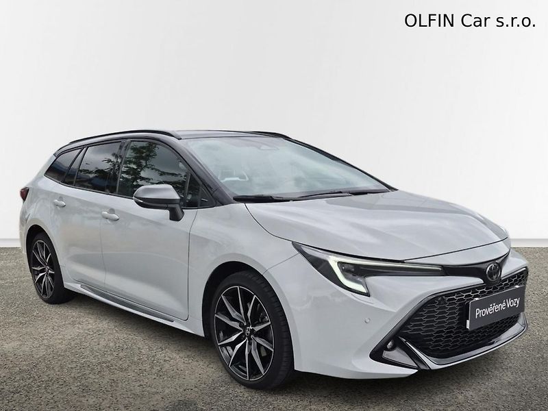 Toyota Corolla GR SPORT Dynamic 2.0 hybrid - fotka 5 z 25