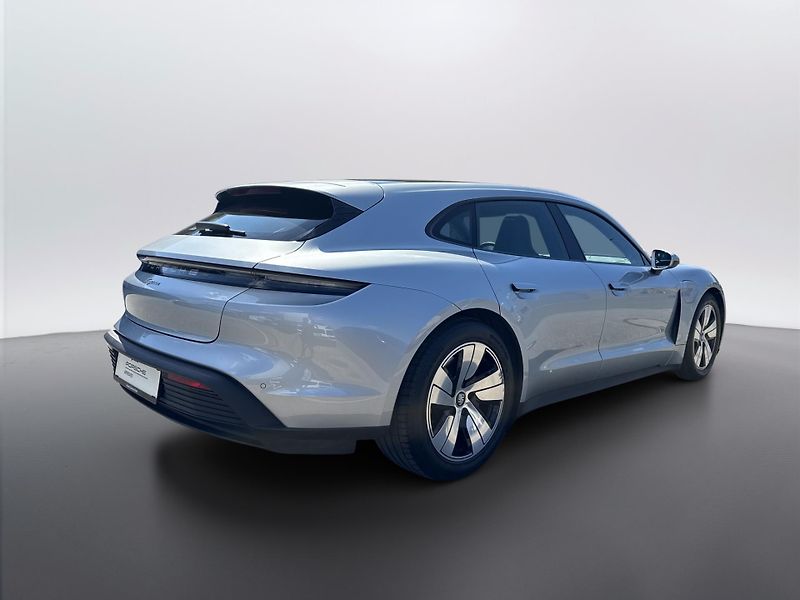 Porsche Taycan Sport Turismo - fotka 5 z 30