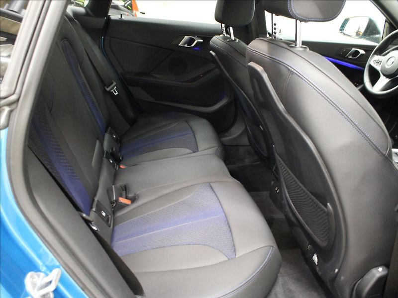 BMW Řada 2 1,5 218i Gran Coupe M Sport - fotka 13 z 37