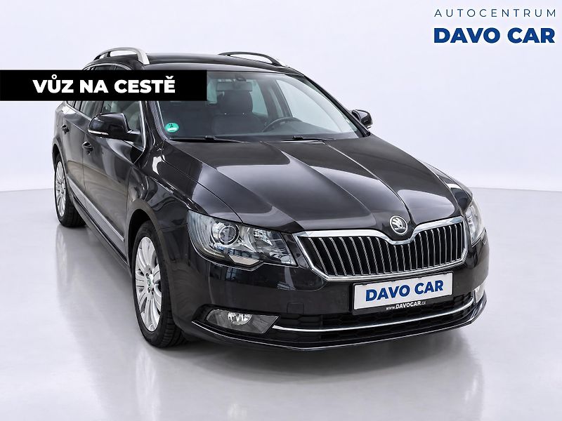 Škoda Superb 2,0 TSI 147kW DSG Elegance - fotka 3 z 11