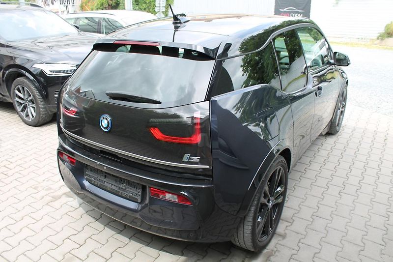 BMW i3 (2017) s 135kW Harman Kardon - fotka 4 z 36