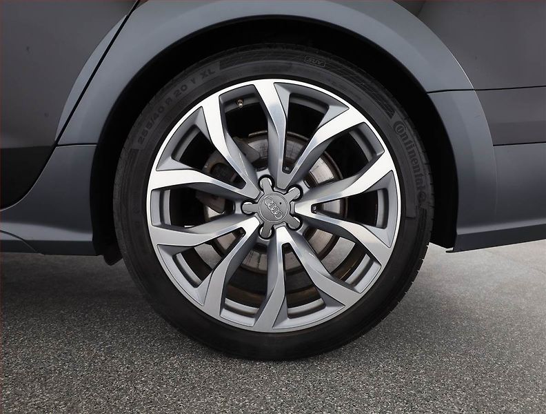 Audi A6 Allroad (2018) 3.0 BiTDI - fotka 19 z 19