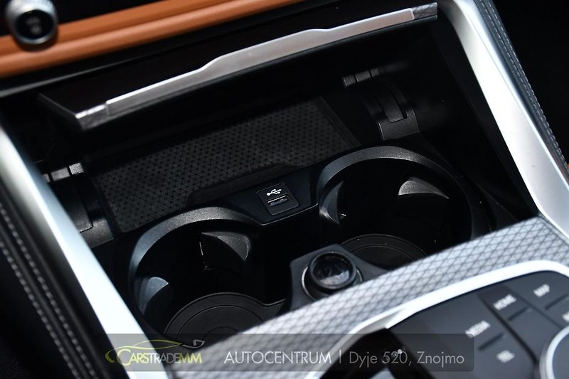 BMW Řada 4 420d xDrive M-SPORT ČR 1.MAJ - fotka 36 z 59