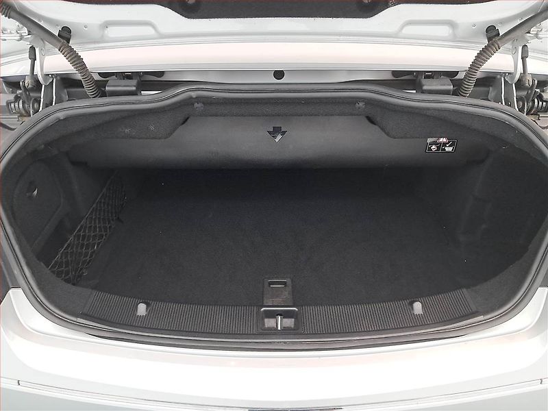 Mercedes-Benz Třídy E (2010) E 250, Automat, Kůže, Navi - fotka 14 z 22