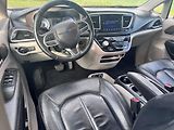 Chrysler Pacifica (2017) 3,6 RU Touring L 8 míst 2017 - náhled 14
