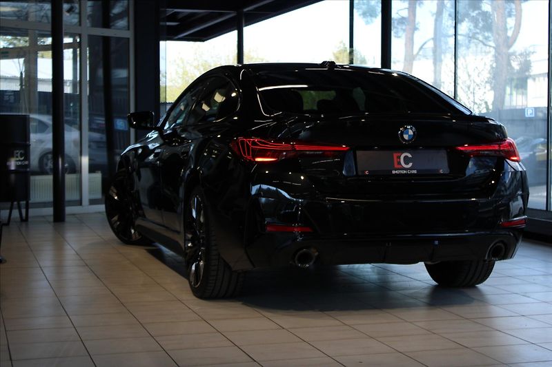 BMW Řada 4 420d xDrive M Sport Pro GranCo - fotka 33 z 37