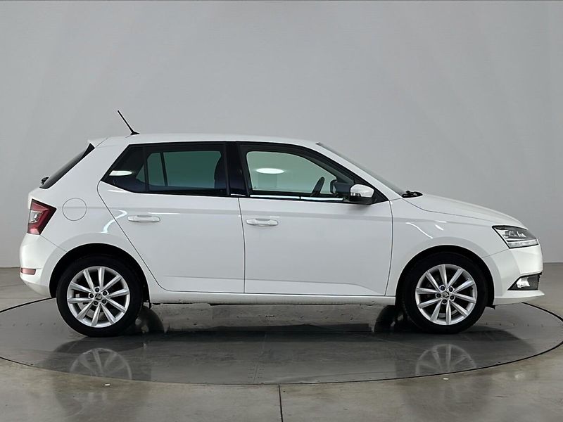 Škoda Fabia Style - fotka 16 z 28