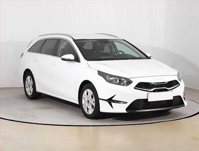 Kia Ceed (2022) Gold 1.6 CRDi MHEV, Serv.kniha - fotografie inzerátu
