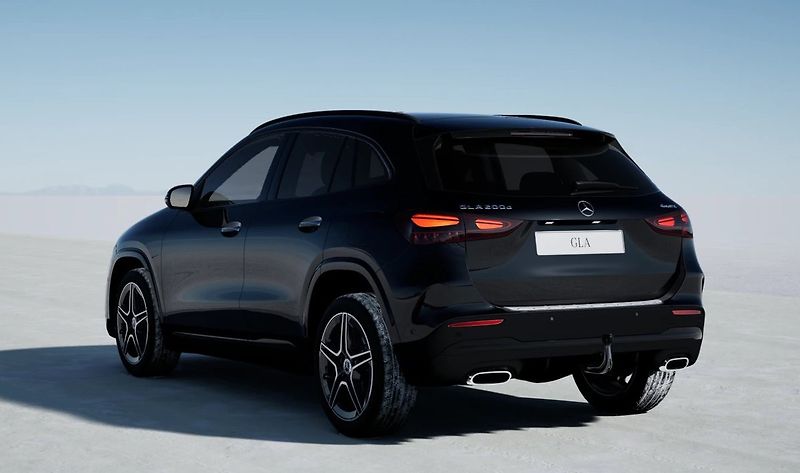 Mercedes-Benz GLA (2026) 200 d 4 linie AMG 140 Years - fotka 4 z 10
