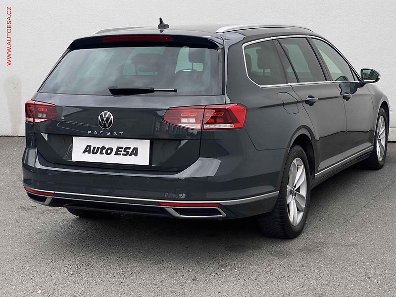 Volkswagen Passat (2020) 2.0 TDi, 1.maj,ČR, Elegance - fotka 4 z 18