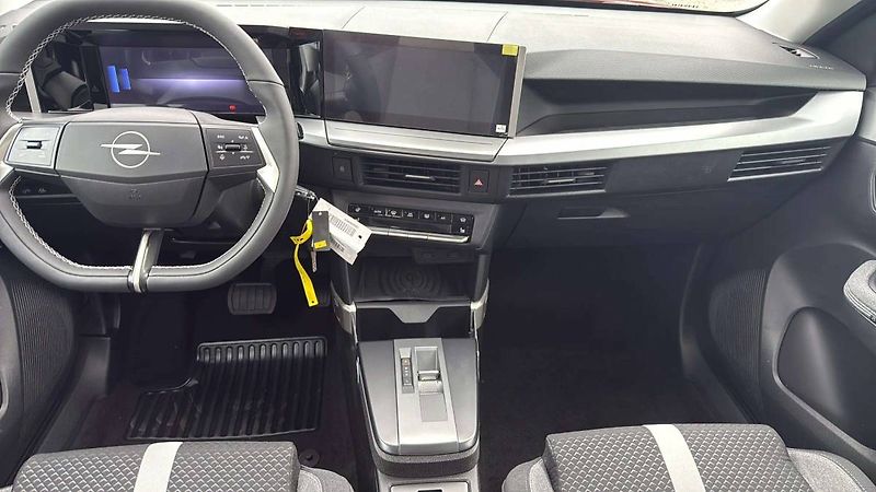 Opel Frontera GS Hybrid 1.2 TURBO (81kW/110k - fotka 15 z 23