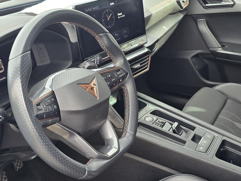 Cupra Formentor  2,0 TDI (110 kW) 4x4 AUT - fotka 5 z 6