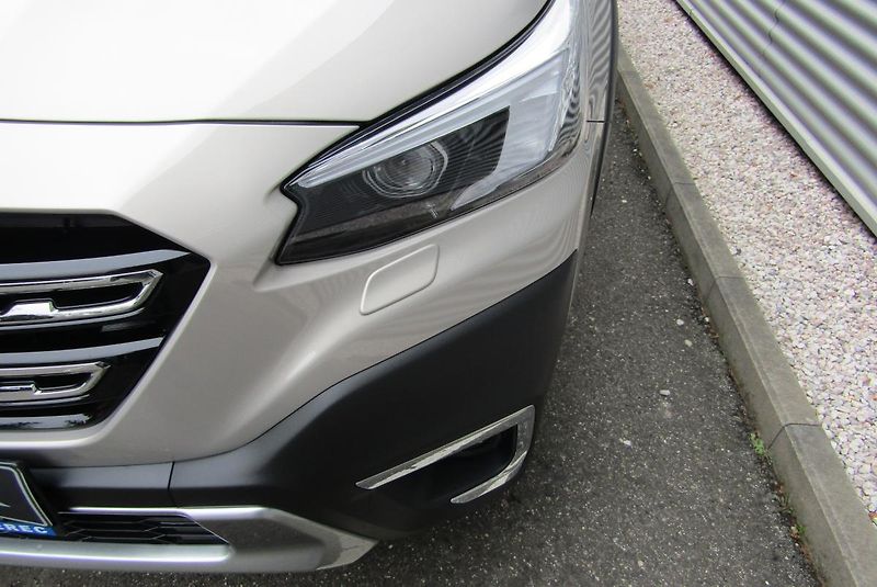 Subaru Outback (2025) 2,5i TOURING MY25.5 - fotka 61 z 62