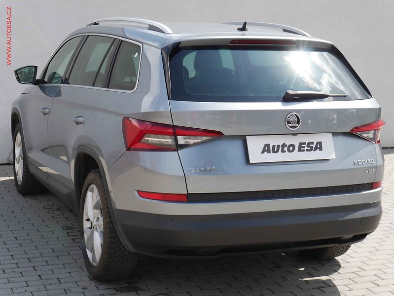 Škoda Kodiaq (2017) 2.0TSi 4x4, ČR, servis.kniha - fotka 6 z 22