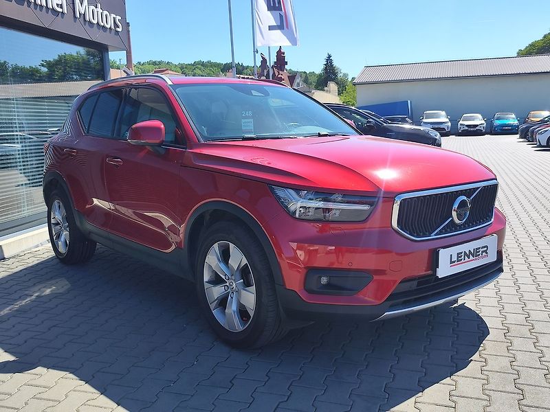 Volvo XC40 D3 2.0D Momentum Pro AT - fotka 3 z 38