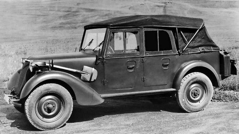 Kübelwagen Tatra 57 K se produkoval v podstatně větší sérii. Z Kopřivnice jich vyjelo na bojiště druhé světové války šest tisíc kusů