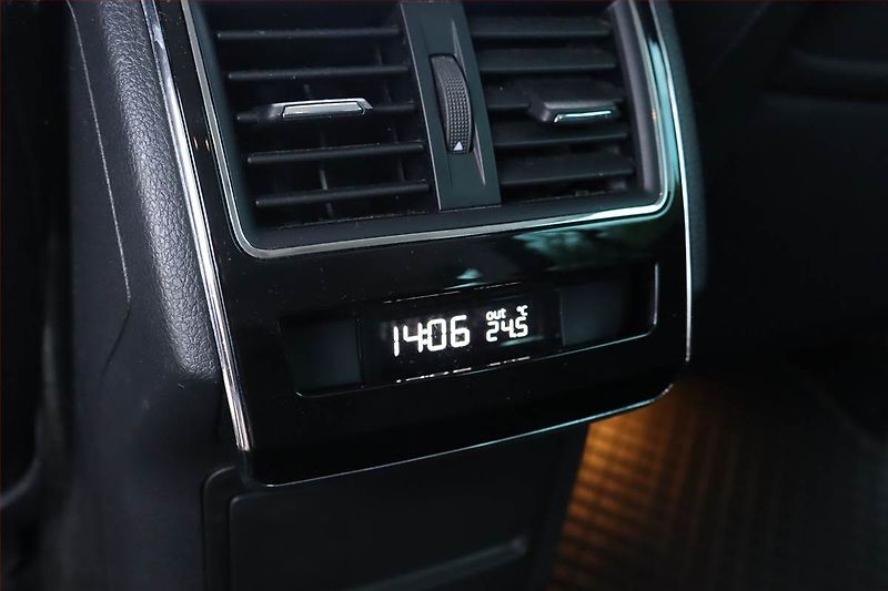 Škoda Superb (2019) Style 2.0 TDI, Automat - fotka 25 z 32