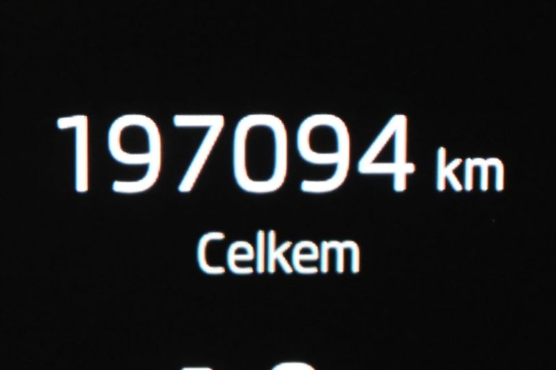 Škoda Octavia 2,0 TDI 110kW DSG StyleTažné Z - fotka 17 z 33