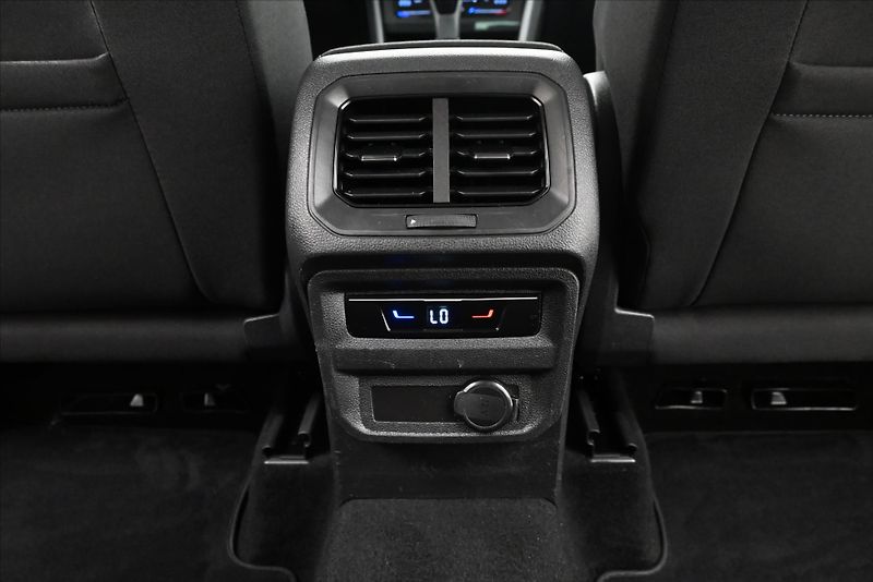 Volkswagen Tiguan 2,0 TDI 110 kW LIFE Záruka až - fotka 22 z 32