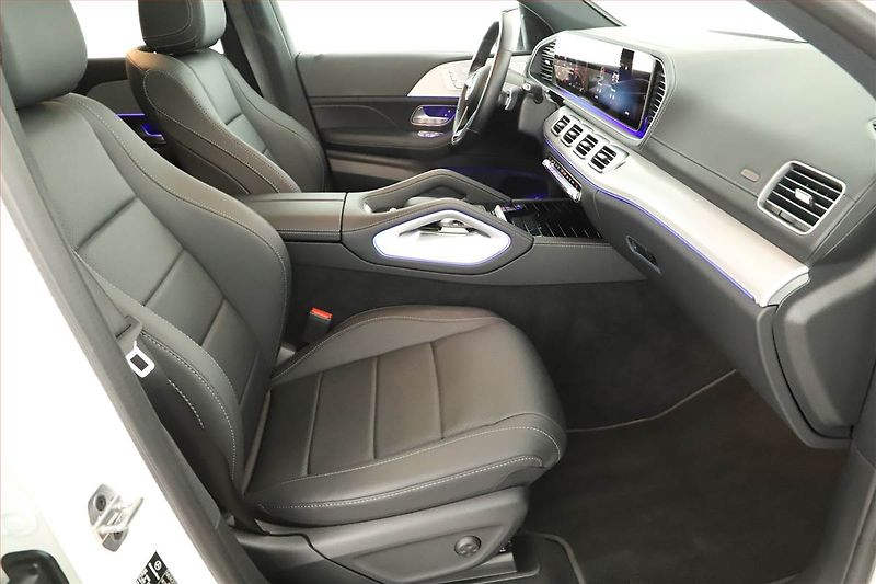 Mercedes-Benz GLE (2026) 300 d 4MATIC, AMG, Vzduch - fotka 7 z 20