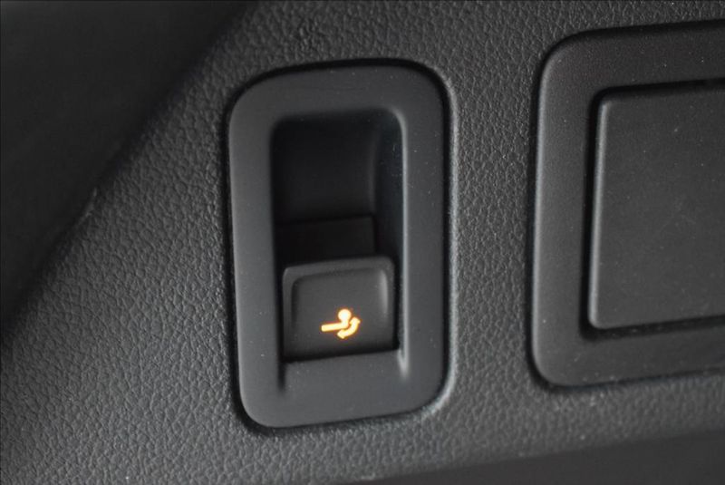 Volkswagen Tiguan 2,0 TDi, virtual,pano,navi, - fotka 13 z 44