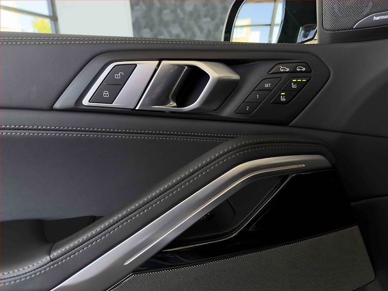 BMW X6 (2025) xDrive40d - fotka 13 z 22