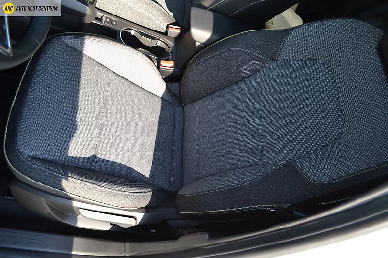 Renault Captur Techno TCe 90 - fotka 19 z 49