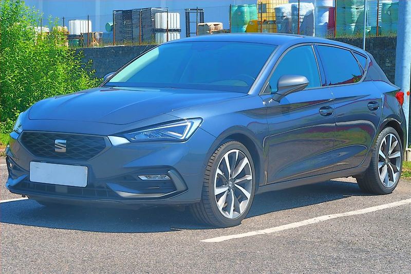 Seat Leon (2021) 1.5 TSI, Serv.kniha, Tempomat - fotka 2 z 18