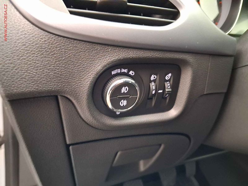 Opel Astra (2017) 1.6CTDI, ČR, servis.kniha - fotka 15 z 17
