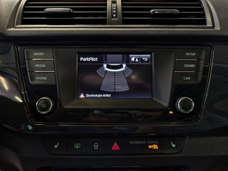 Škoda Fabia 1.2 TSI MONTE CARLO, PANORAMA - fotka 16 z 23