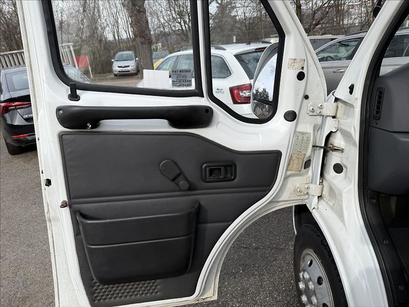 Fiat Ducato 2,5 85Kw - fotka 10 z 20