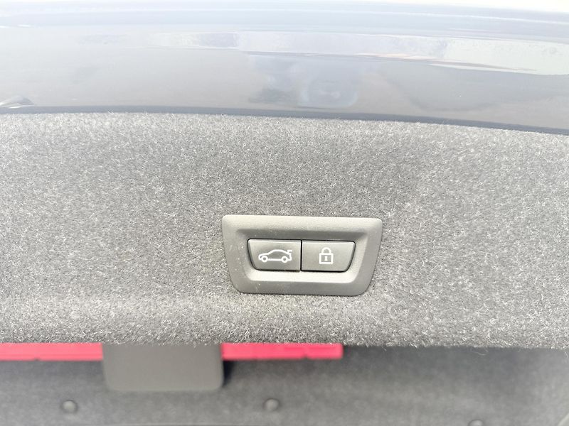 BMW Řada 3 320D  - fotka 37 z 43