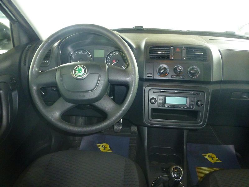 Škoda Fabia (2011) 1,2TSI**ALU KOLA**KLIMATIZACE* - fotka 14 z 21