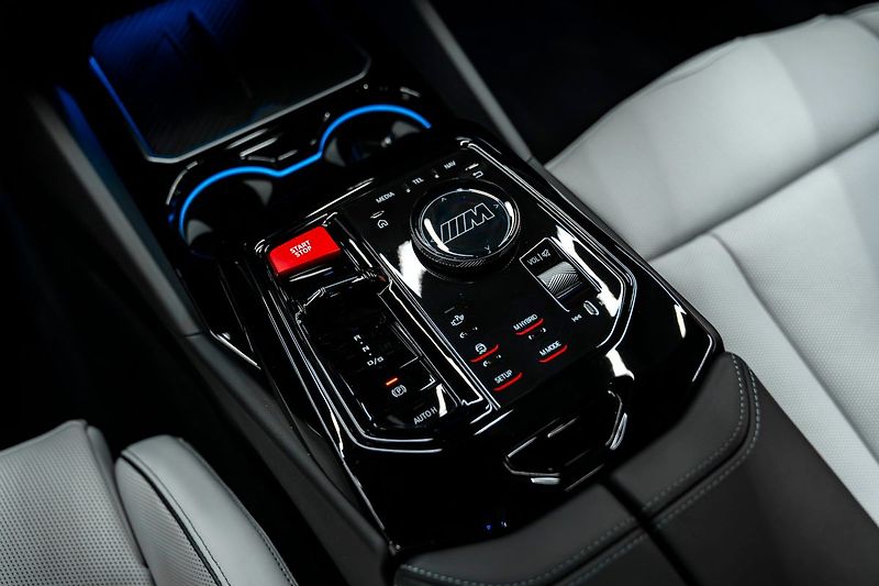 BMW M5 touring - fotka 13 z 23