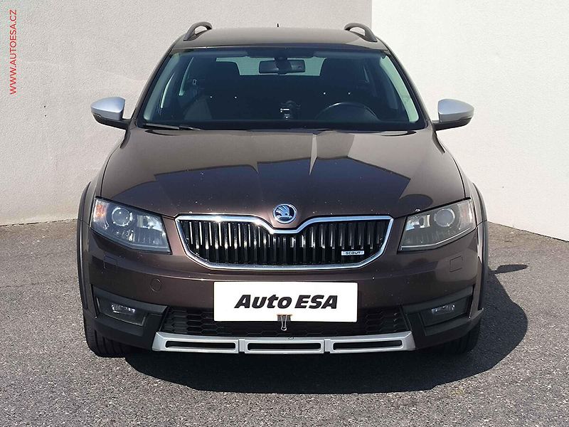 Škoda Octavia (2015) 2.0TDI 4x4, ČR, Scout, navi - fotka 2 z 19